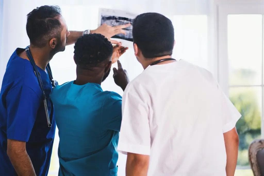 Who’s trying to die? The Top-10 questions that junior doctors need to know (but their EPR won’t tell them)